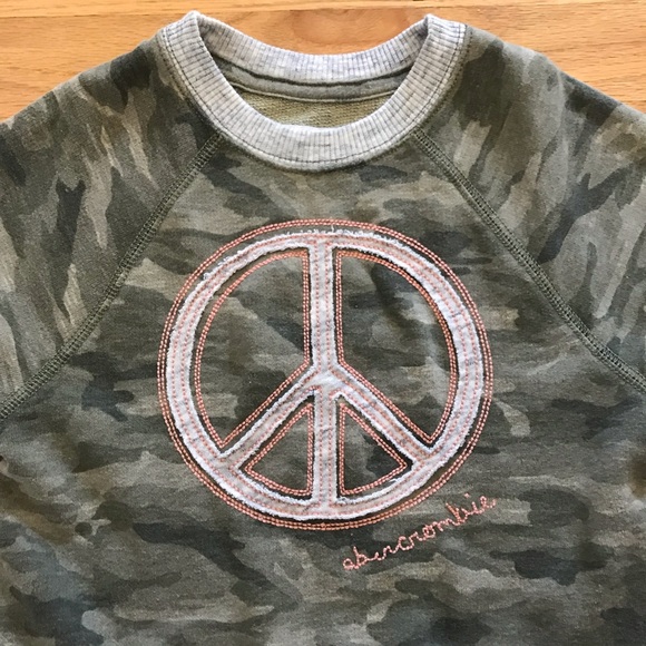 Abercrombie kids t-shirt sweatshirt - Picture 2 of 3